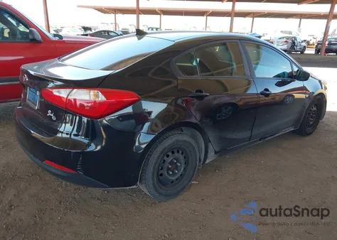 2016 Kia Forte Lx z USA, uszkodzony, nr VIN KNAFK4A64G5520596